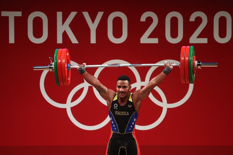 ¡Atención! Julio Mayora gana medalla de plata en Tokio 2020 - IMG
