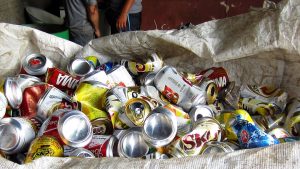 Jose Simon Elarba Haddad - Reciclaje de latas