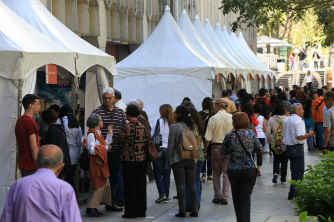 Feria del Libro del Oeste de Caracas comenzó este 29 noviembre