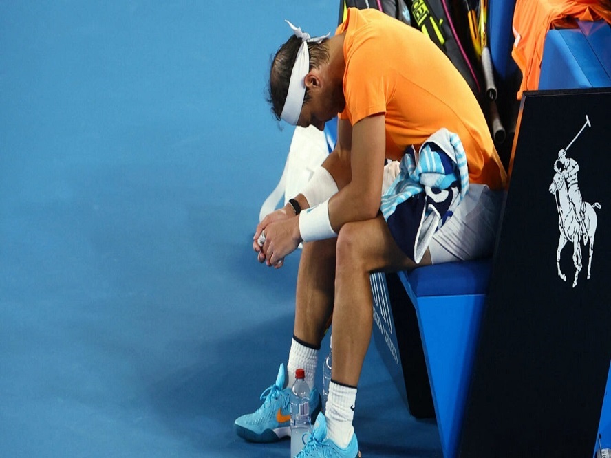 Rafael Nadal se lesiona y cae en 2da ronda del Australian Open - FOTO