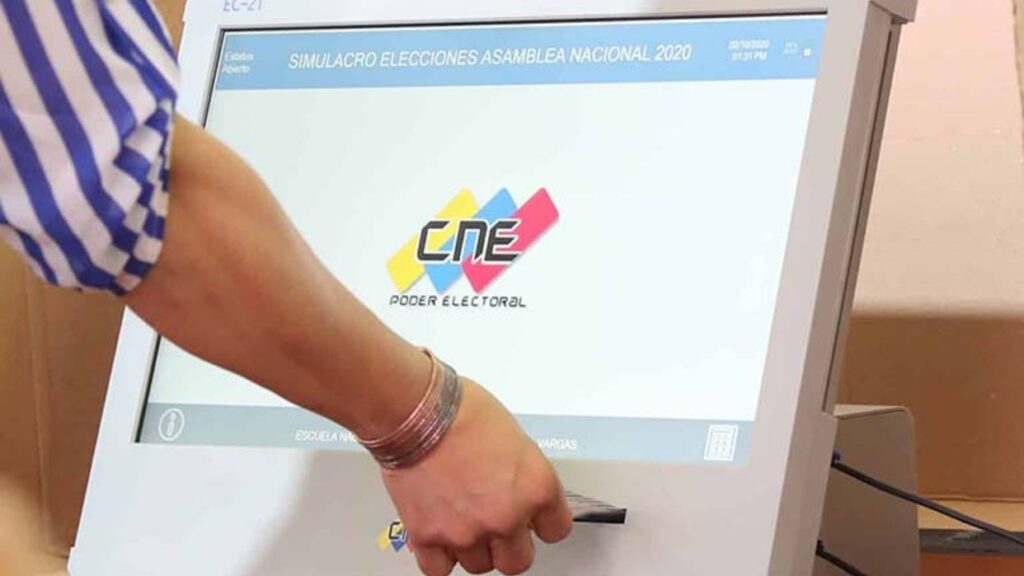 CNE inicia auditorías con revisión de software de máquinas de votación